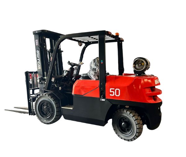 MONTACARGAS GAS LP  5 - 7 TN